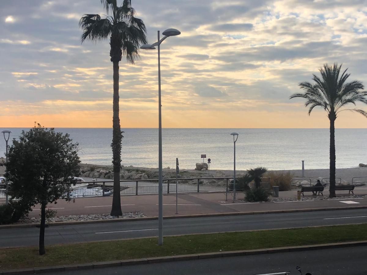 Front De Mer,Plage, Piscine, Parking Apartment Cagnes-sur-Mer Bagian luar foto