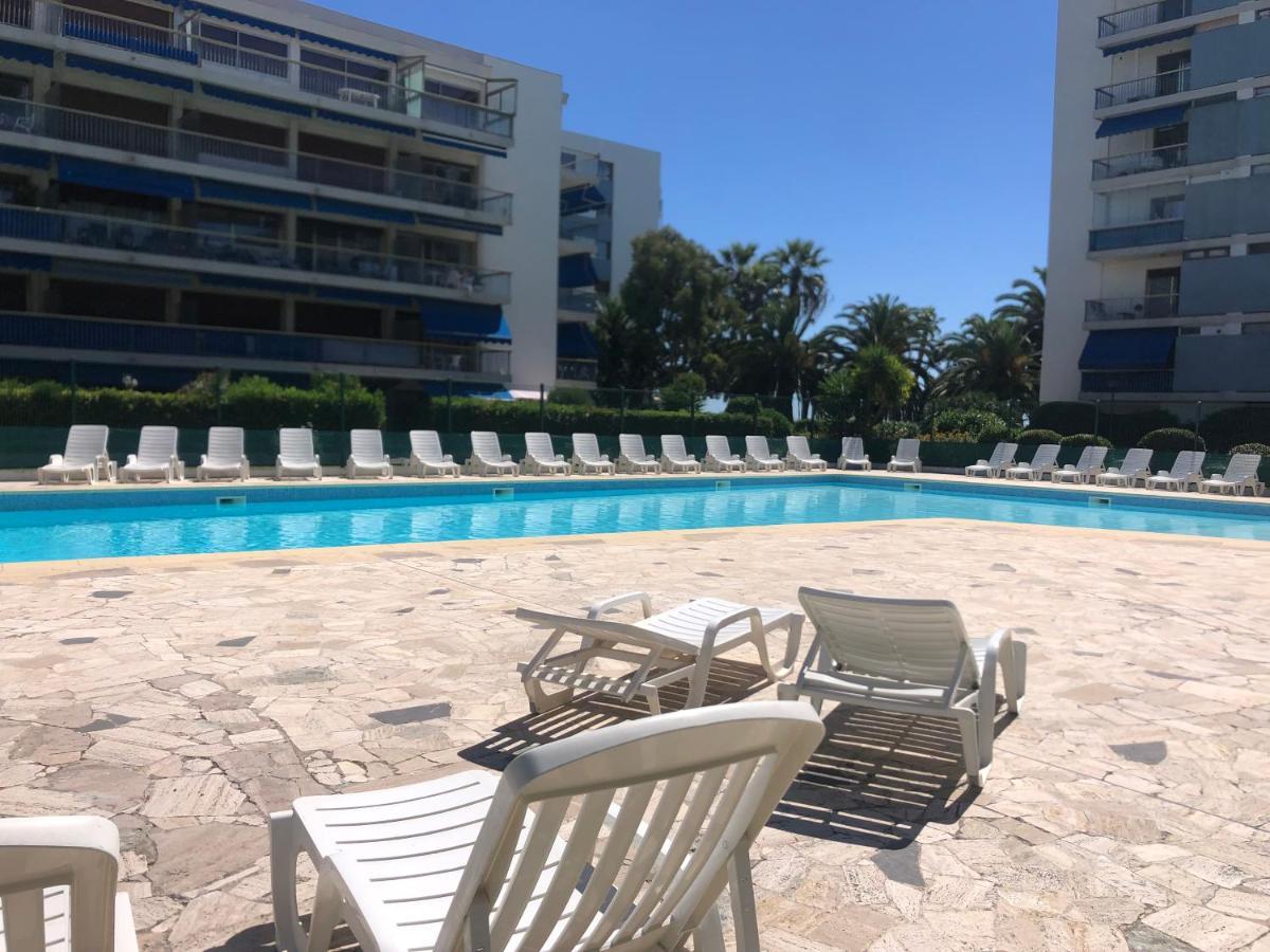 Front De Mer,Plage, Piscine, Parking Apartment Cagnes-sur-Mer Bagian luar foto